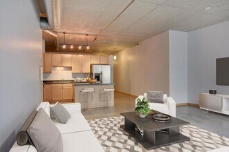 720 N 4th St in Minneapolis, MN - Foto de edificio - Building Photo