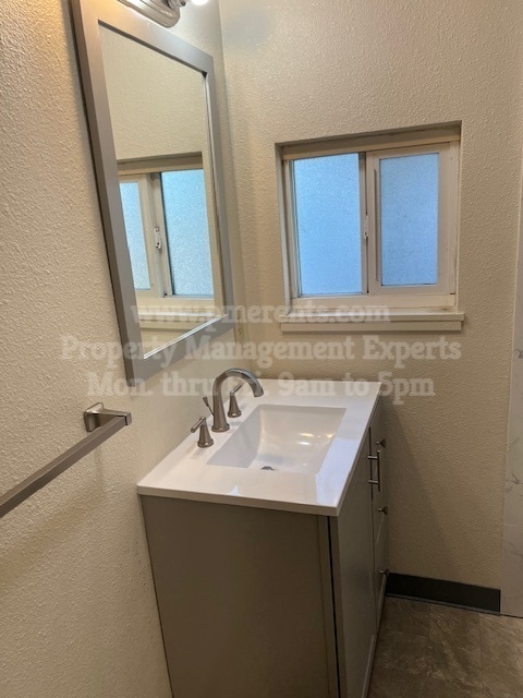 462 E Pine St in Stockton, CA - Building Photo - Building Photo