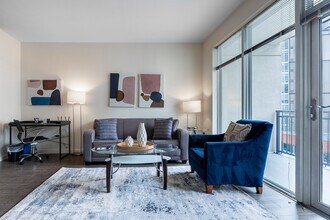 401 Commons Park S in Stamford, CT - Building Photo - Building Photo