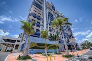5350 NW 84th Ave in Doral, FL - Building Photo