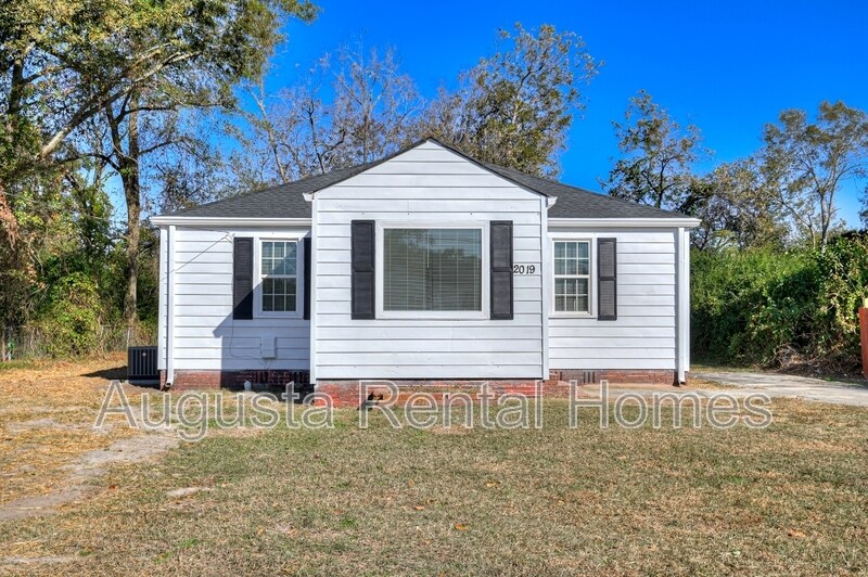 2019 Roosevelt Dr in Augusta, GA - Building Photo