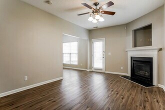 4449 Snowcrest Ln in Raleigh, NC - Building Photo - Building Photo