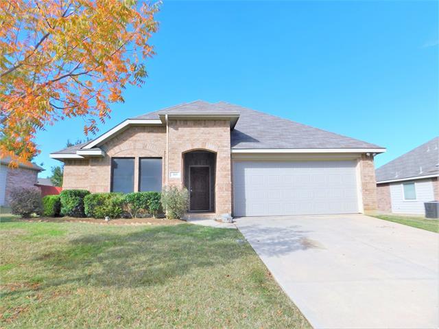 309 Woodridge Dr in Oak Point, TX - Foto de edificio - Building Photo