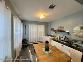 216 Main St in Avon By The Sea, NJ - Building Photo - Building Photo