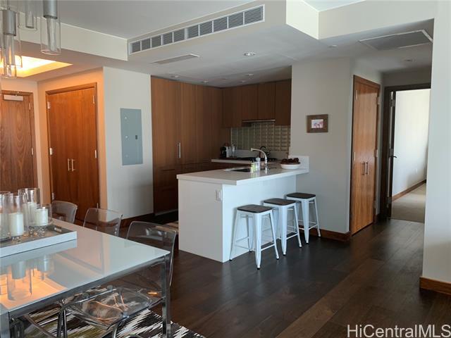 property at 1555 Kapiolani Blvd