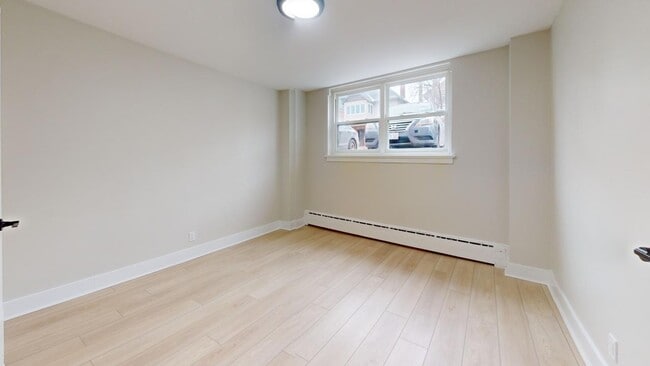 240 Stewart in Ottawa, ON - Building Photo - Building Photo