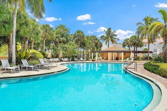 1593 Pinellas Bayway S in St. Petersburg, FL - Building Photo - Building Photo