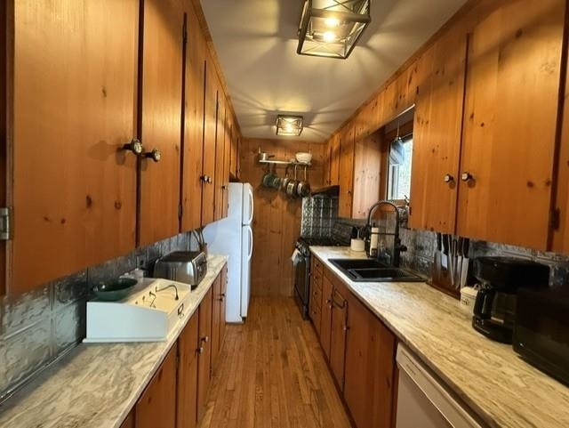 702 Little Lake Sunapee Rd in New London, NH - Building Photo - Building Photo