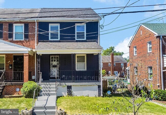 1829 T Pl SE in Washington, DC - Building Photo - Building Photo