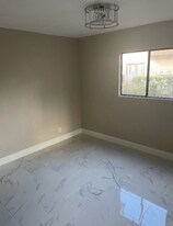 121 San Remo Blvd in North Lauderdale, FL - Building Photo