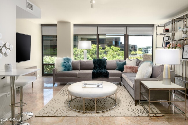 4808 N 24th St, 330 in Phoenix, AZ - Building Photo - Building Photo