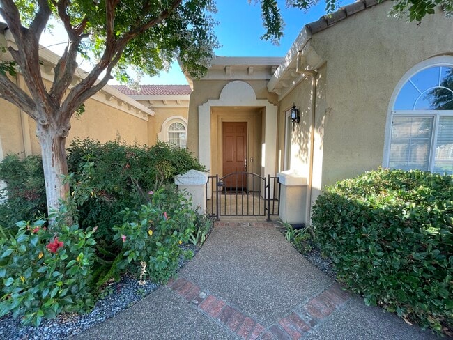 8024 Halesworth Dr