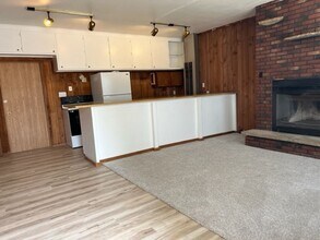 700 W Division St in Kaukauna, WI - Building Photo - Building Photo