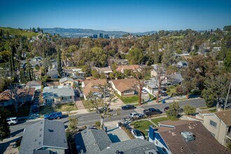 22140 Ybarra Rd in Los Angeles, CA - Building Photo - Building Photo