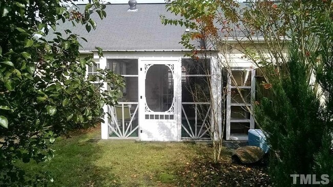 6011 Osprey Cove Dr in Raleigh, NC - Building Photo - Building Photo