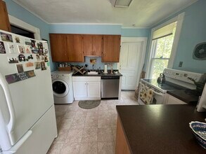 215 Church St in Willimantic, CT - Building Photo - Building Photo