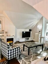 62 Cypress St, Unit 5 in Brookline, MA - Building Photo - Building Photo