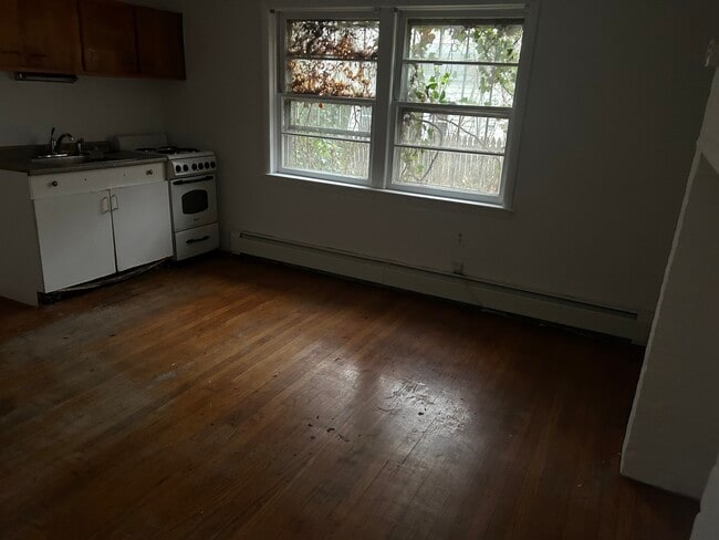 25 S Highland Ave, Unit apartment 1