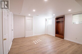 143 Nahanni Dr in Richmond Hill, ON - Building Photo - Building Photo