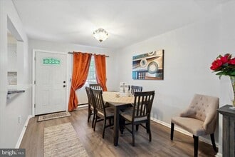 283 Cardigan Terrace in West Chester, PA - Building Photo - Building Photo