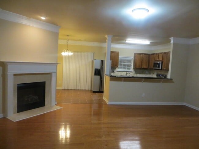 2057 Meadow Peak Rd in Duluth, GA - Building Photo - Building Photo