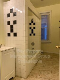 5104 Wayne Ave photo'