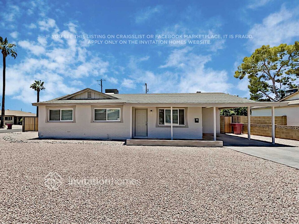 7349 E Pierce St in Scottsdale, AZ - Building Photo