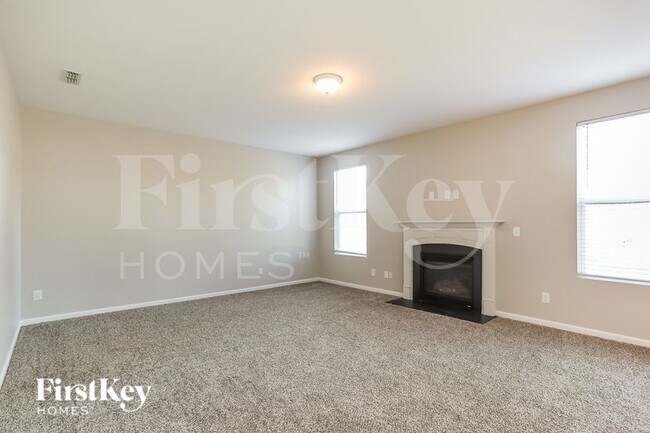 2160 Scarlet Sage Dr in Durham, NC - Foto de edificio - Building Photo