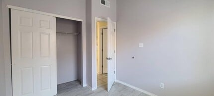 10373 Valle del Mar Dr in Socorro, TX - Building Photo - Building Photo