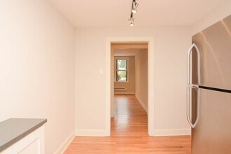 2328 N Rockwell St in Chicago, IL - Building Photo - Building Photo
