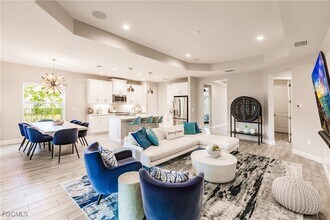 13523 Hideaway Preserve Ct in Ft. Myers, FL - Foto de edificio - Building Photo