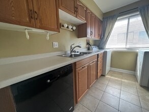 1367 Sacramento Dr in Hanover Park, IL - Building Photo - Building Photo