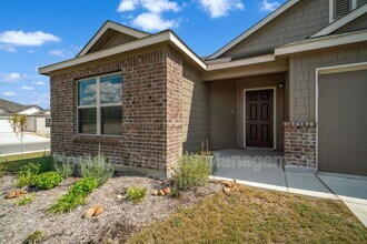 1177 Water Valley in Seguin, TX - Building Photo - Building Photo