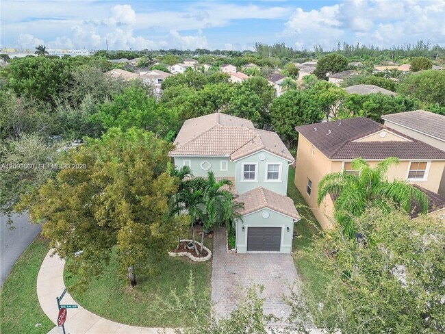 1975 SE 14th St in Homestead, FL - Building Photo - Building Photo