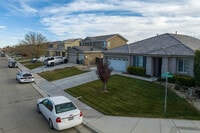 Apartments in Rosamond, CA