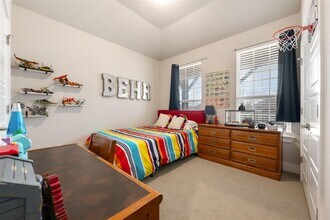 2212 Prairie Oaks Dr in Georgetown, TX - Building Photo - Building Photo