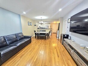 10 Seaport Dr in Quincy, MA - Building Photo - Building Photo