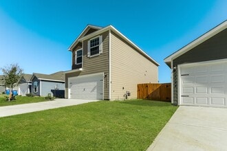 23135 Shakespeare Dr in Magnolia, TX - Foto de edificio - Building Photo