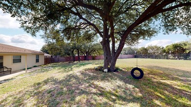 3002 Tangent Ct in Killeen, TX - Foto de edificio - Building Photo