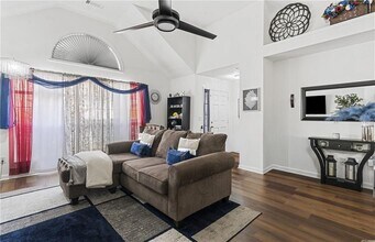 4909 Truitt Ln in Decatur, GA - Building Photo - Building Photo