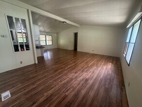 492 Co Rd 486 in Stephenville, TX - Building Photo - Building Photo