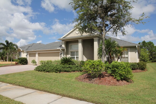 property at 184 Brandy Creek Cir SE