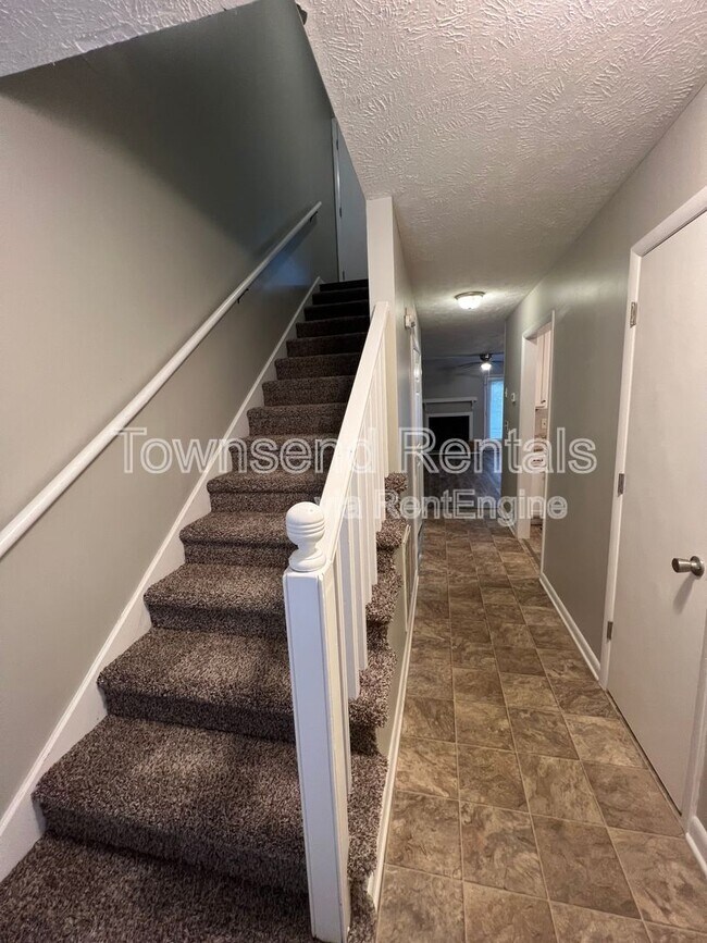 1190 Wrenwood Ct in Fayetteville, NC - Building Photo - Building Photo