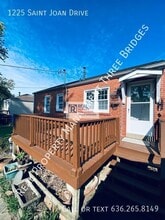 1225 St Joan Dr in Florissant, MO - Building Photo - Building Photo
