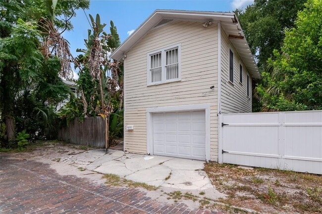 property at 126 8th Ave NE