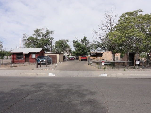 115-117 Chama St in Albuquerque, NM - Foto de edificio