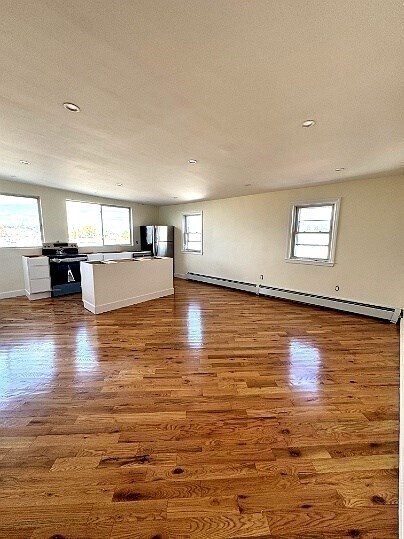 585 Shirley St in Winthrop, MA - Building Photo - Building Photo