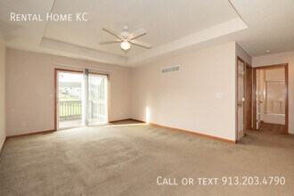 23505 W 73rd St in Shawnee, KS - Building Photo - Building Photo