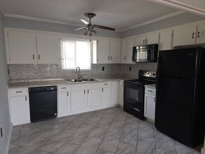 2215 Hillcrest St NE in Orangeburg, SC - Building Photo - Building Photo