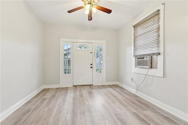 8611 Birch St in New Orleans, LA - Building Photo - Building Photo